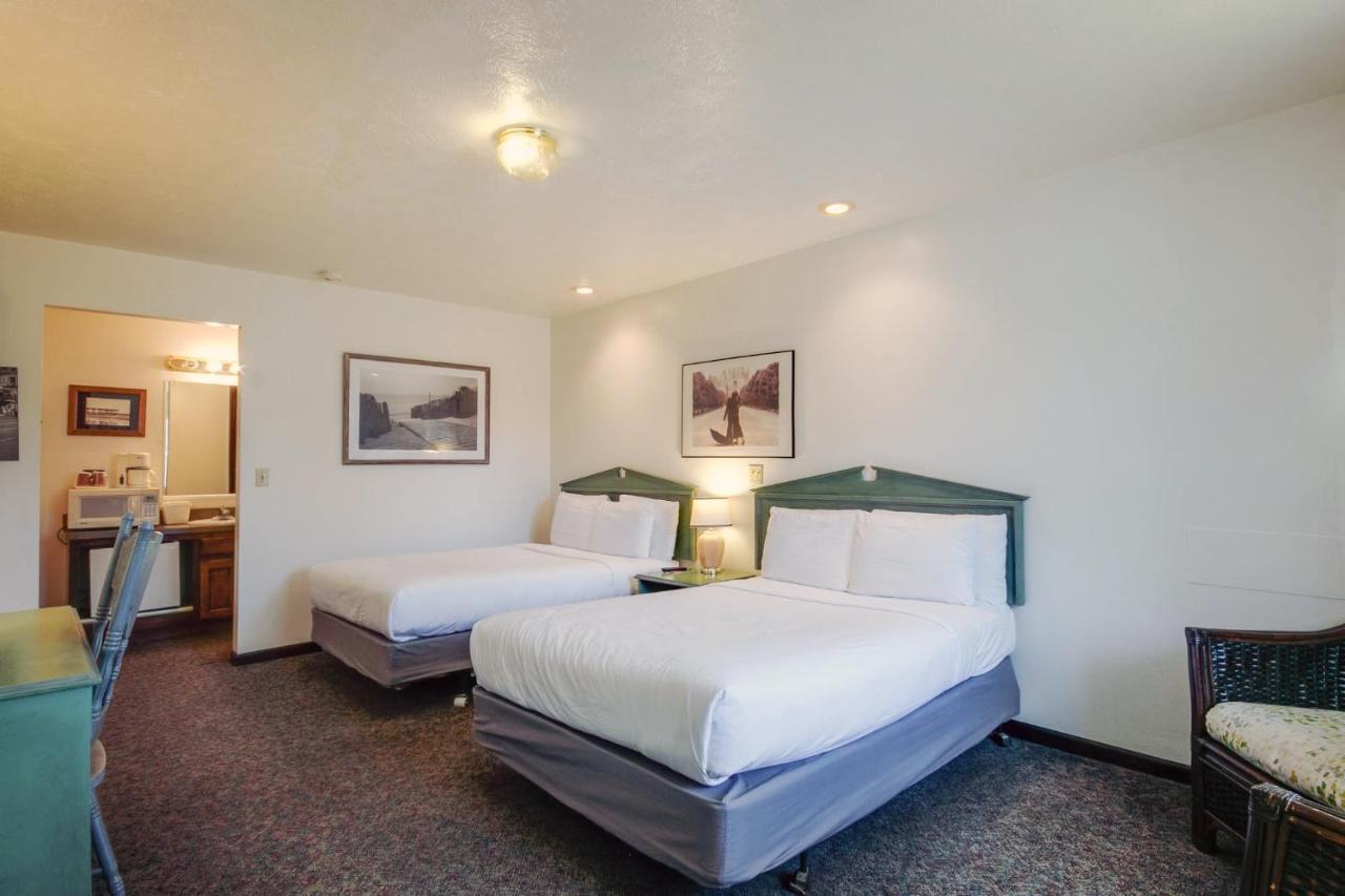 Simmer Motel Wamego Экстерьер фото
